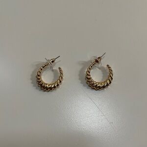 Gold Twist Hoop Earrings